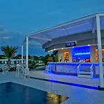 Tt Tropical Family Life Tropical מלון 4*