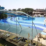 Tt Tropical Family Life Tropical מלון 4*