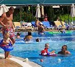 Tt Tropical Family Life Tropical סאריגרמה