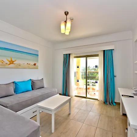 Tt Tropical Family Life Tropical מלון 4*