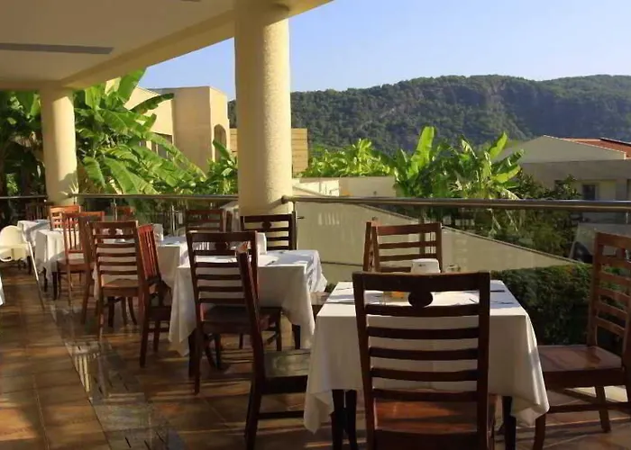 Tt Tropical Family Life Tropical Hotel